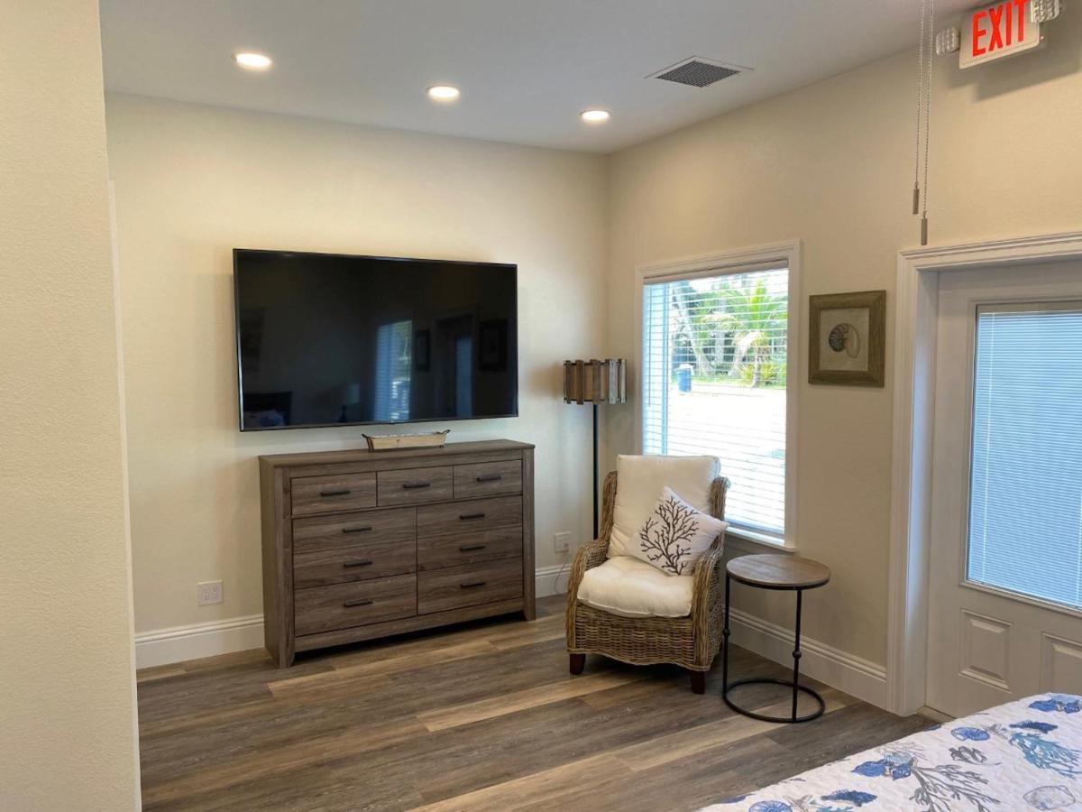 Caribbean Shores Waterfront Resort Jensen Beach Exteriör bild