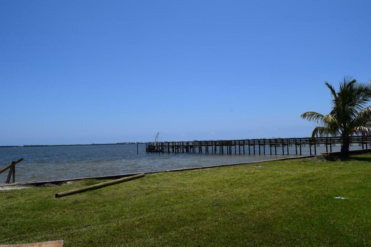 Caribbean Shores Waterfront Resort Jensen Beach Exteriör bild