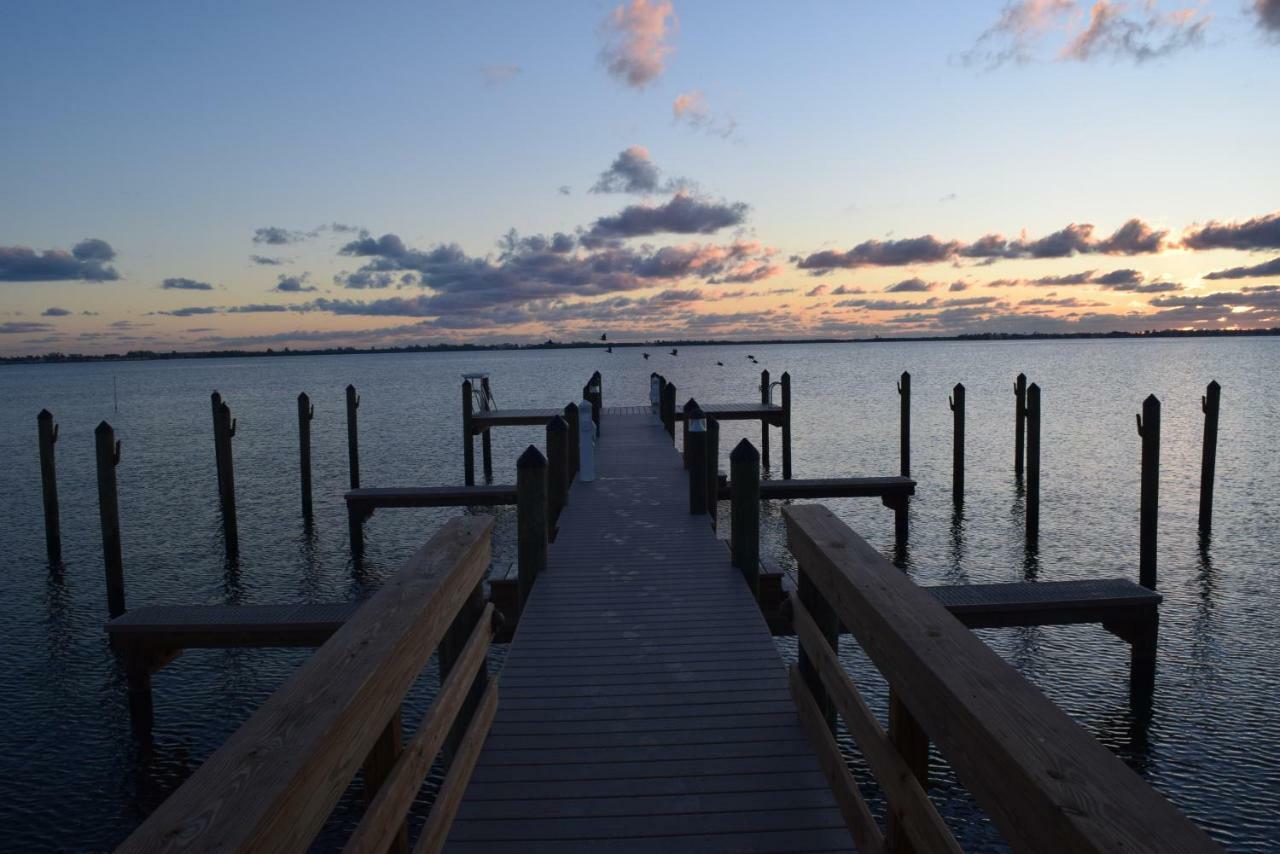 Caribbean Shores Waterfront Resort Jensen Beach Exteriör bild
