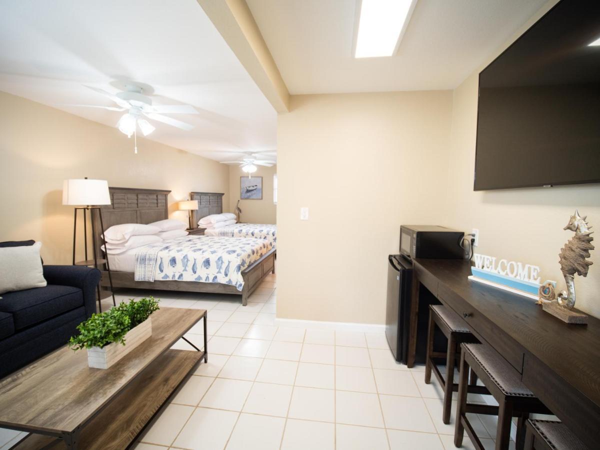 Caribbean Shores Waterfront Resort Jensen Beach Exteriör bild